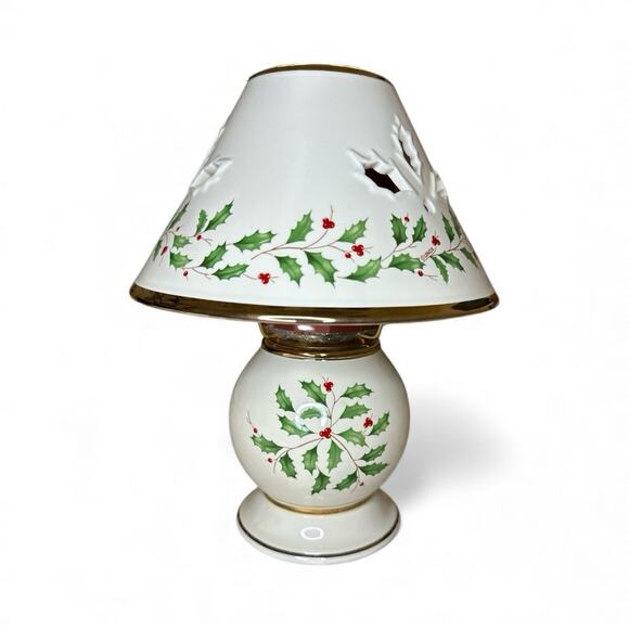 LENOX Holiday Votive Lamp Christmas Holly Berry Candle Holder New Original Box - Picture 2 of 6